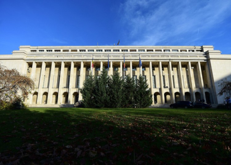 Sindicaliștii cer lămuriri după implicarea premierului într-un dosar DNA Sindicaliștii cer lămuriri după implicarea premierului într-un dosar DNA