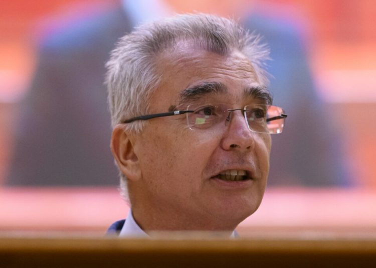 România, pe primul loc în UE la creșterea datoriei guvernamentale! România, pe primul loc în UE la creșterea datoriei guvernamentale!