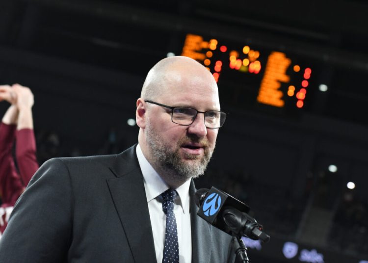 Silvășan: „U-BT Cluj, prea confortabil după șase victorii!” Silvășan: „U-BT Cluj, prea confortabil după șase victorii!”