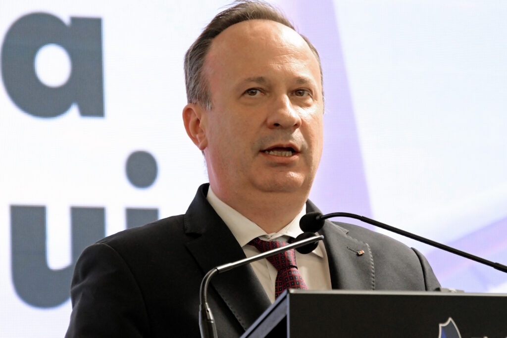 Deficitul României ar putea atinge 9,3% din PIB, avertizează Câciu! Deficitul României ar putea atinge 9,3% din PIB, avertizează Câciu!