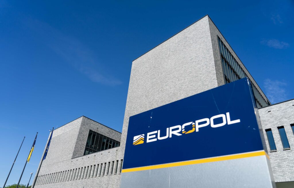 Cocaina invadează Europa: Europol dezvăluie metodele sofisticate ale traficanților Cocaina invadează Europa: Europol dezvăluie metodele sofisticate ale traficanților