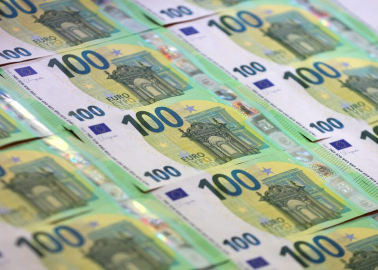 Curs valutar 29 decembrie: Euro urcă, aurul rămâne peste 620 lei! Curs valutar 29 decembrie: Euro urcă, aurul rămâne peste 620 lei!