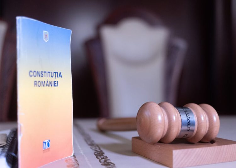 Cauza scandalului: De ce au plecat cei patru judecători din CCC? Cauza scandalului: De ce au plecat cei patru judecători din CCC?