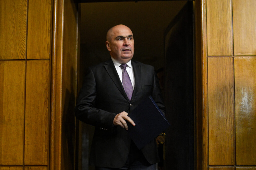 Bolojan: Companiile de stat, „găuri negre” ce înghit bani publici! Bolojan: Companiile de stat, „găuri negre” ce înghit bani publici!