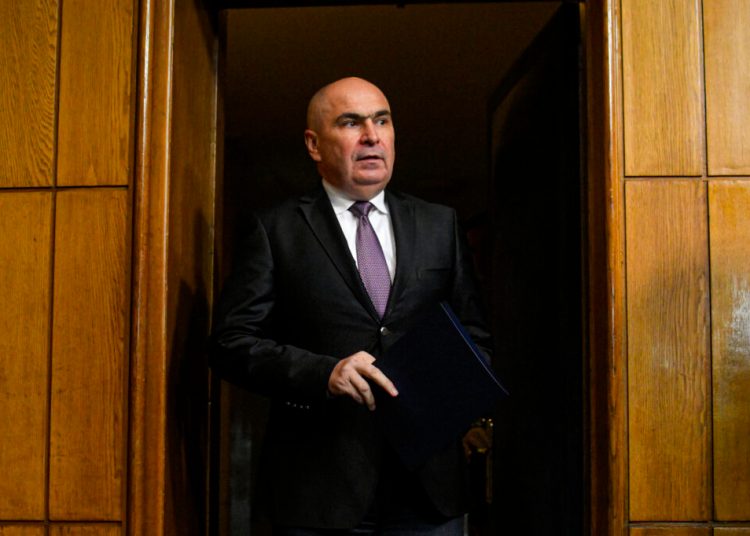 Bolojan: Companiile de stat, „găuri negre” ce înghit bani publici! Bolojan: Companiile de stat, „găuri negre” ce înghit bani publici!