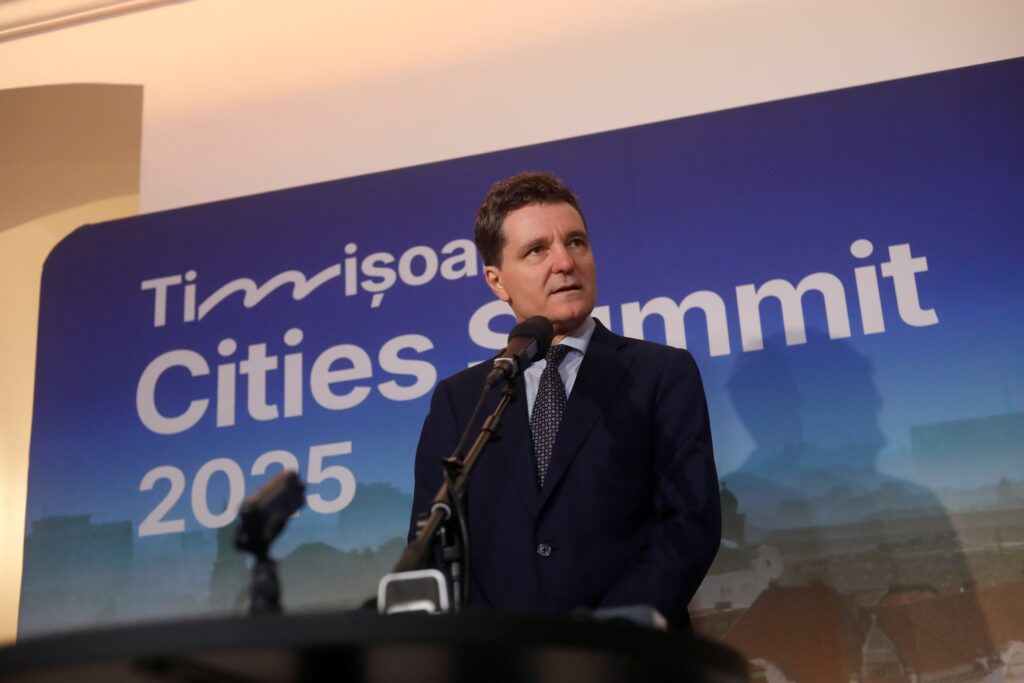 Nicușor Dan: Ministrul Educației, un rol curajos și provocator! Nicușor Dan: Ministrul Educației, un rol curajos și provocator!