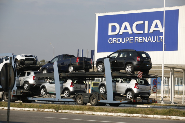 Dacia lansează un nou model și își crește producția în România! Dacia lansează un nou model și își crește producția în România!
