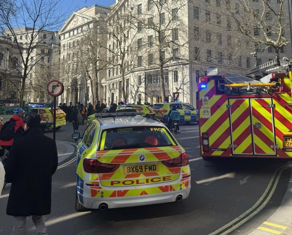 Marea Britanie dă verde unei „mega-ambasade” chineze în Londra! Marea Britanie dă verde unei „mega-ambasade” chineze în Londra!