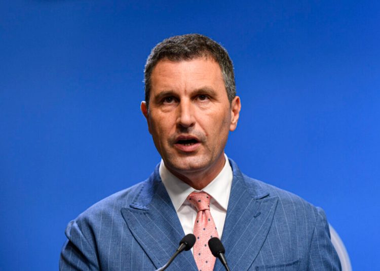 Tanczos Barna: România în scandalul Trump-Groenlanda – Tactici de tăcere! Tanczos Barna: România în scandalul Trump-Groenlanda – Tactici de tăcere!