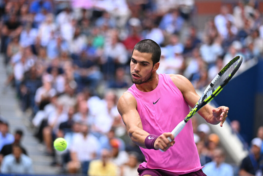 Alcaraz își propune primul Grand Slam: provocare pe terenul de la Australian Open Alcaraz își propune primul Grand Slam: provocare pe terenul de la Australian Open