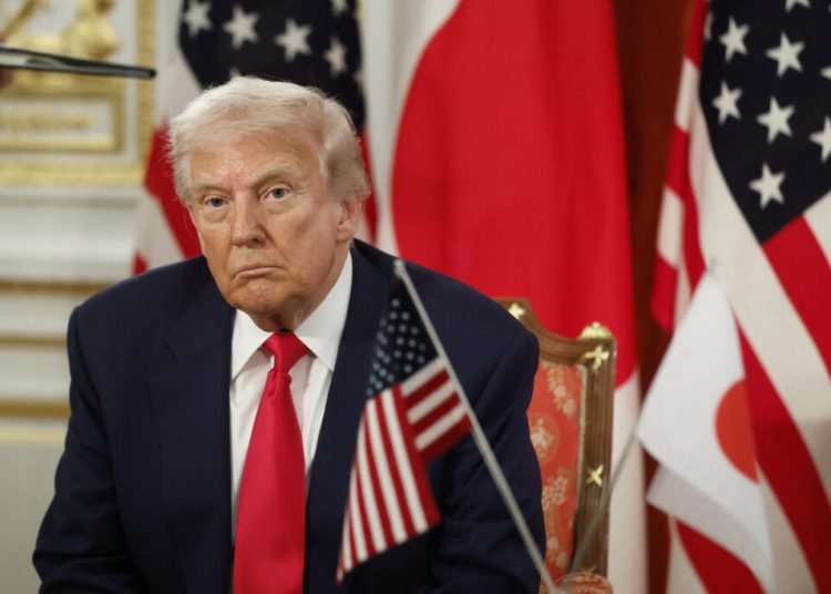 Trump lansează amenințări tarifare pentru țările care ignoră planul său Groenlandez! Trump lansează amenințări tarifare pentru țările care ignoră planul său Groenlandez!