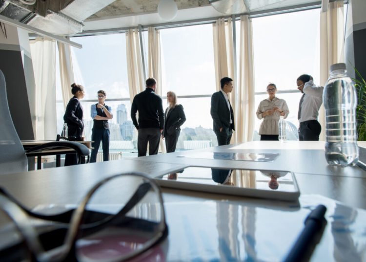 „Umilirea unui candidat chinez: Weekenduri libere în funcție de studii?” „Umilirea unui candidat chinez: Weekenduri libere în funcție de studii?”