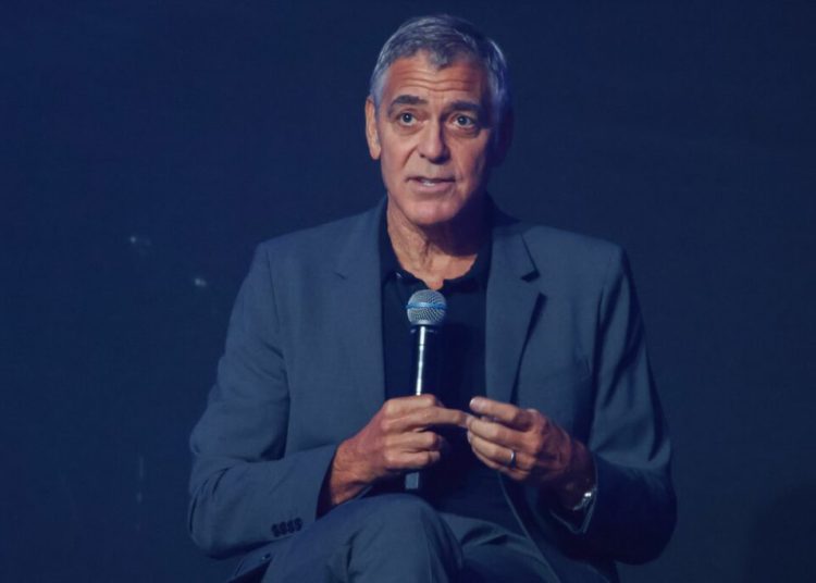 George Clooney și familia sa: Cetățeni francezi acum! George Clooney și familia sa: Cetățeni francezi acum!
