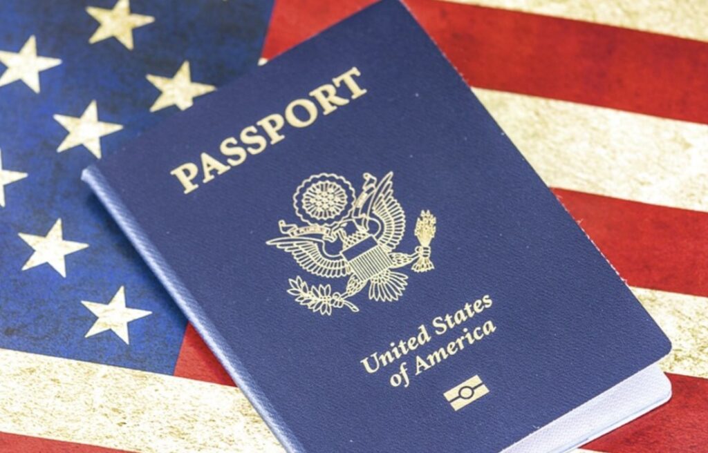 SUA intensifică controalele la frontieră: străinii, sub observație! SUA intensifică controalele la frontieră: străinii, sub observație!