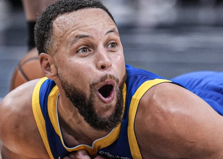 Curry intră în top 20 all-time, Durant strălucește la 3 puncte! Curry intră în top 20 all-time, Durant strălucește la 3 puncte!