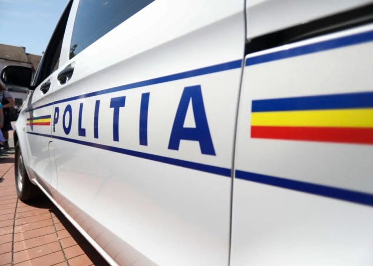 Accident la Cernavodă: Autospecială a Poliției Constanța, doi răniți! Accident la Cernavodă: Autospecială a Poliției Constanța, doi răniți!