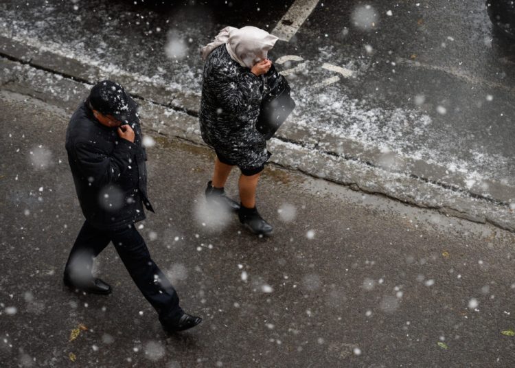 Vremea de Crăciun și Anul Nou: Unde va ninge și ce ne așteaptă? Vremea de Crăciun și Anul Nou: Unde va ninge și ce ne așteaptă?