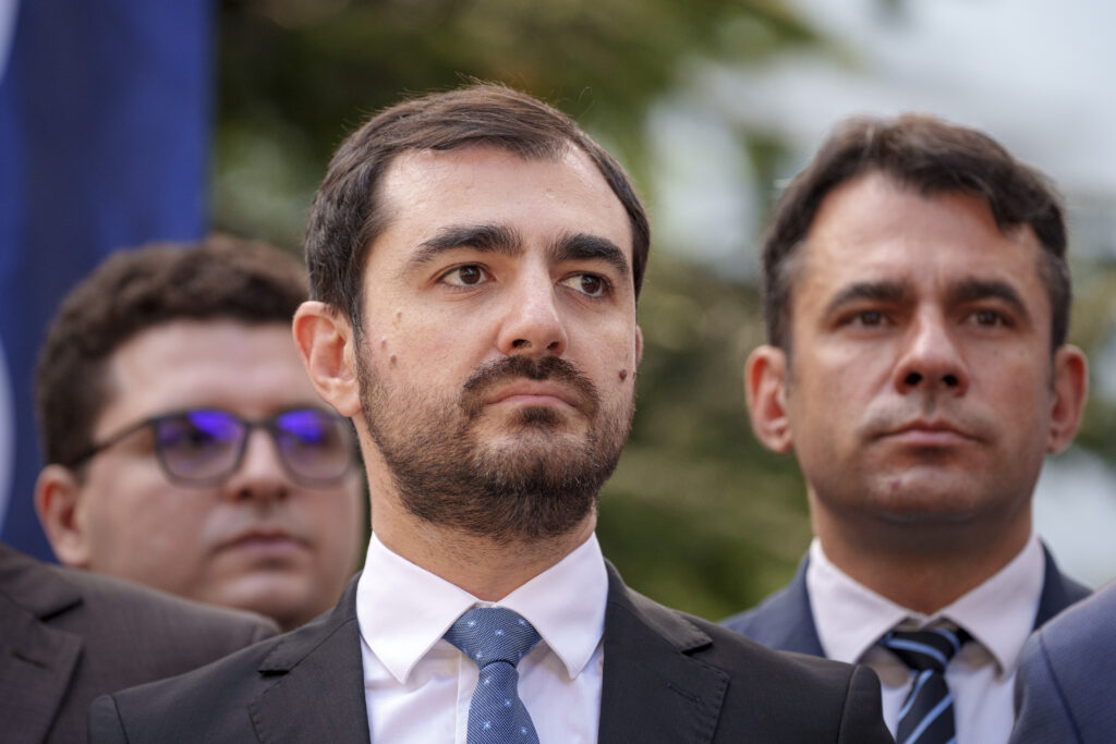 Claudiu Năsui: Guvernul Bolojan ignoră firmele și cetățenii! Claudiu Năsui: Guvernul Bolojan ignoră firmele și cetățenii!