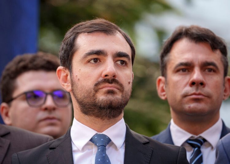 Claudiu Năsui: Guvernul Bolojan ignoră firmele și cetățenii! Claudiu Năsui: Guvernul Bolojan ignoră firmele și cetățenii!