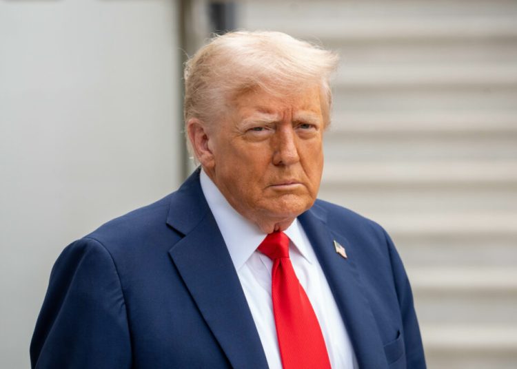 Donald Trump își revendică titlul de „președinte interimar al Venezuelei” Donald Trump își revendică titlul de „președinte interimar al Venezuelei”