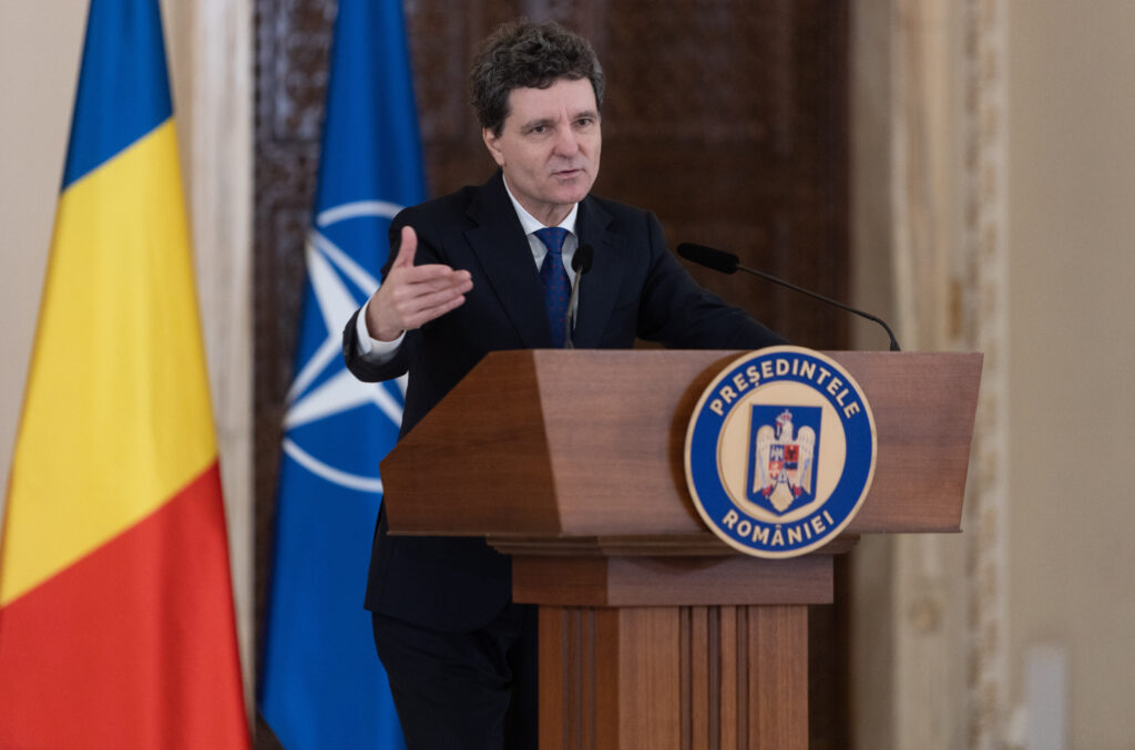 Nicușor Dan răspunde lui Trump: România evaluează Carta „Board of Peace” Nicușor Dan răspunde lui Trump: România evaluează Carta „Board of Peace”