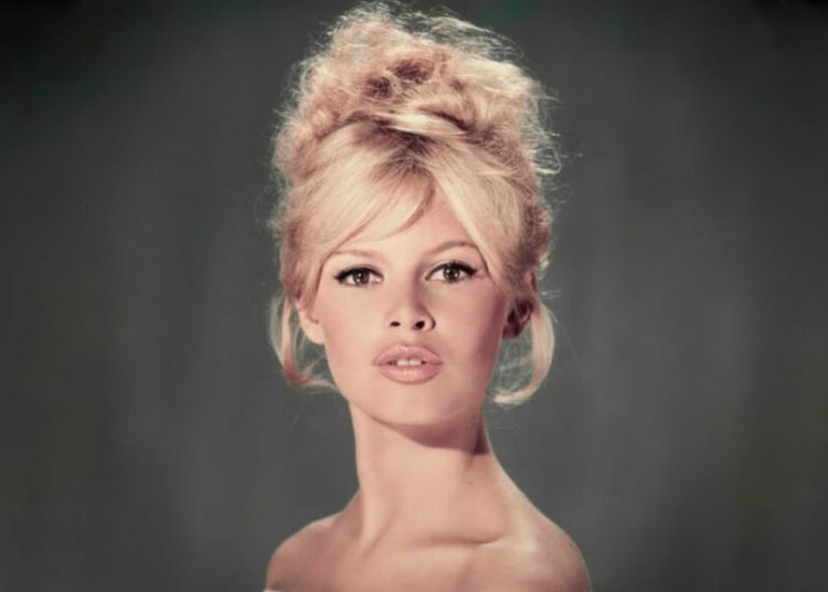 Soțul dezvăluie: Boala devastatoare care a marcat ultimele luni ale lui Bardot Soțul dezvăluie: Boala devastatoare care a marcat ultimele luni ale lui Bardot