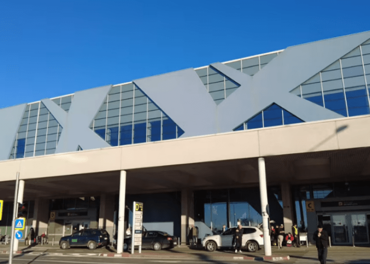 Aeroporturile din Capitală: Creștere spectaculoasă de 10% a pasagerilor! Aeroporturile din Capitală: Creștere spectaculoasă de 10% a pasagerilor!