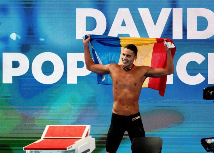 David Popovici, ales cel mai bun înotător al anului 2025! David Popovici, ales cel mai bun înotător al anului 2025!