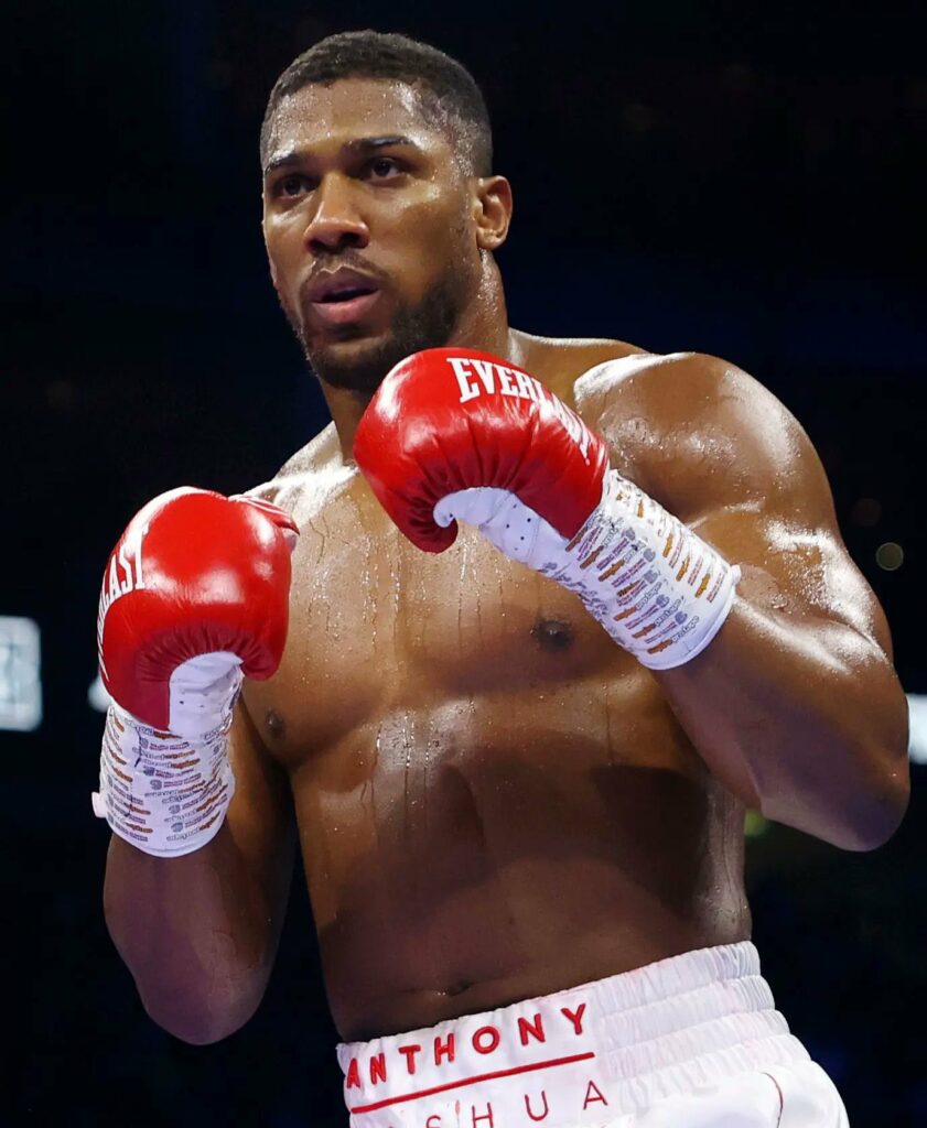 Anthony Joshua, accident rutier tragic în Nigeria: două vieți pierdute Anthony Joshua, accident rutier tragic în Nigeria: două vieți pierdute