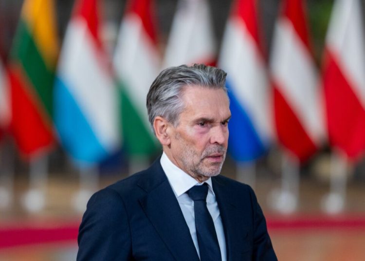 Premierul Olandei în Câmpia Turzii: O vizită oficială de impact! Premierul Olandei în Câmpia Turzii: O vizită oficială de impact!
