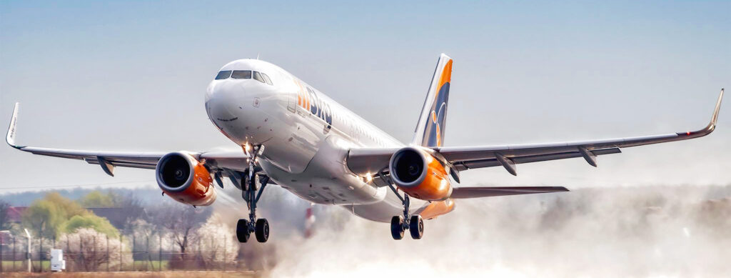 Zbor direct România-SUA aterizează la New York în mijlocul furtunii! Zbor direct România-SUA aterizează la New York în mijlocul furtunii!