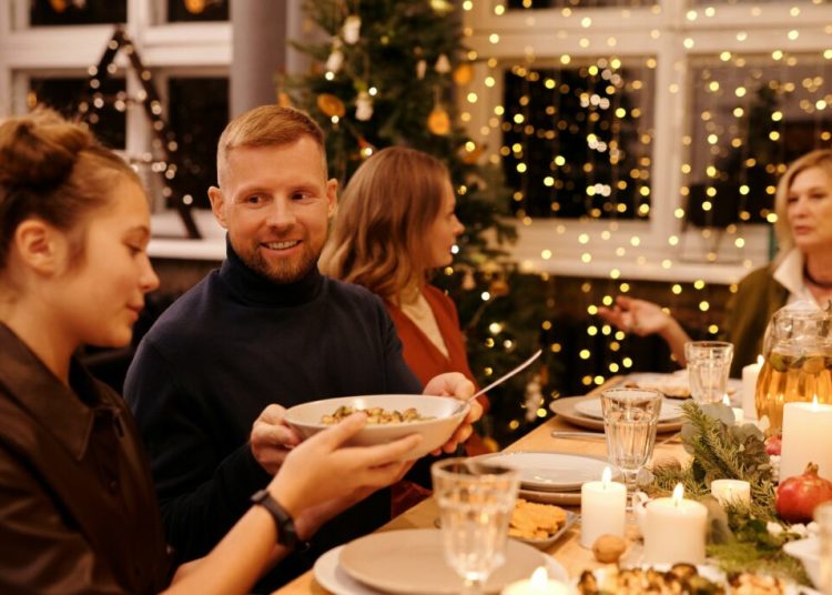 Tradiții de Revelion: Alimentele pentru noroc și cele de evitat! Tradiții de Revelion: Alimentele pentru noroc și cele de evitat!