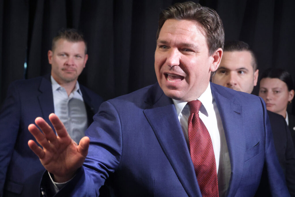 Ron DeSantis dezvăluie planurile pentru redesenarea hărții electorale din Florida Ron DeSantis dezvăluie planurile pentru redesenarea hărții electorale din Florida
