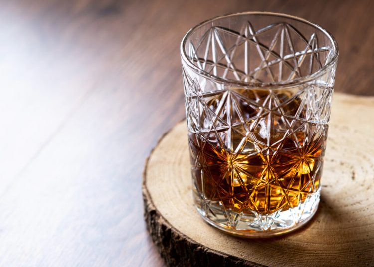 Decizie șocantă: Cel mai mare producător de whisky își închide porțile! Decizie șocantă: Cel mai mare producător de whisky își închide porțile!