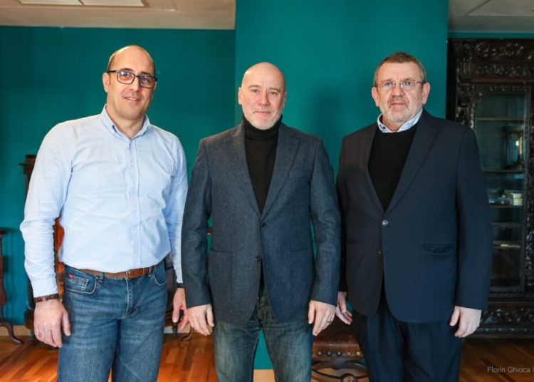 Adrian Titieni preia conducerea Teatrului Național București! Concurs reluat! Adrian Titieni preia conducerea Teatrului Național București! Concurs reluat!