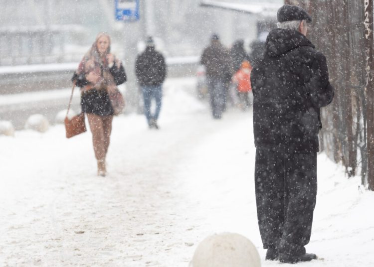 România sub asediul iernii: Cod portocaliu de viscol și ger polar! România sub asediul iernii: Cod portocaliu de viscol și ger polar!