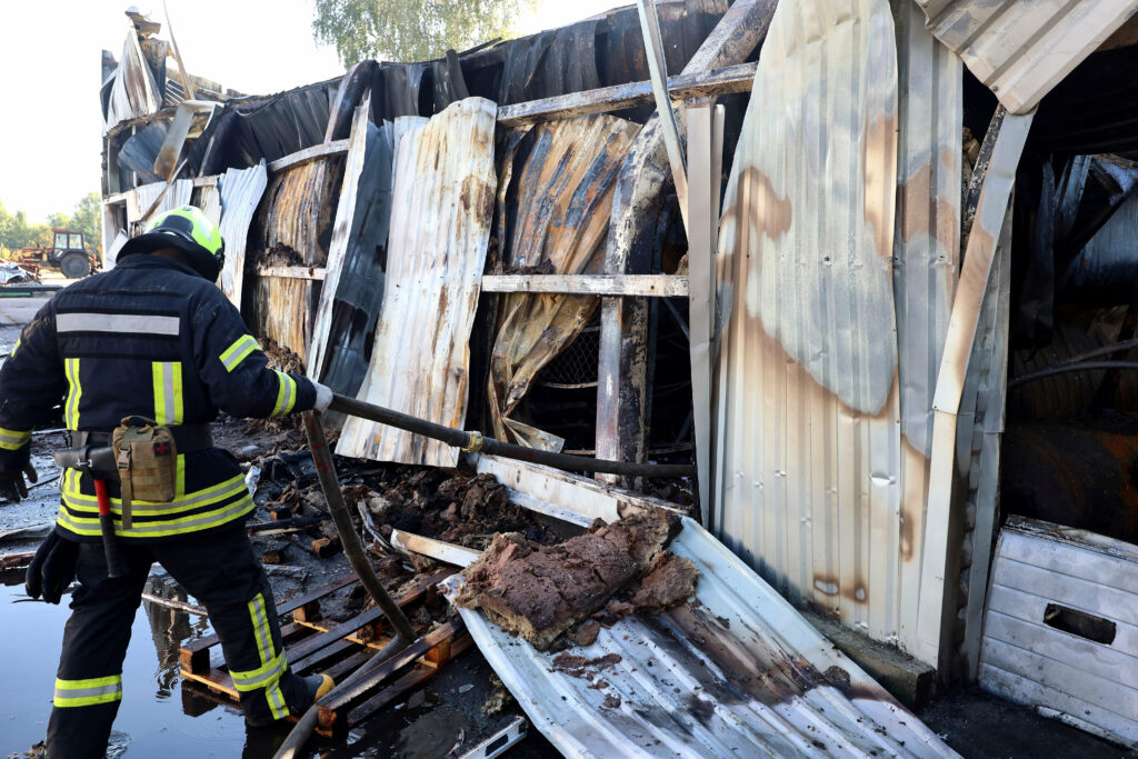 Tragedie în Ucraina: Atacuri rusești în Uman și Harkov, 2 morți, 14 răniți Tragedie în Ucraina: Atacuri rusești în Uman și Harkov, 2 morți, 14 răniți