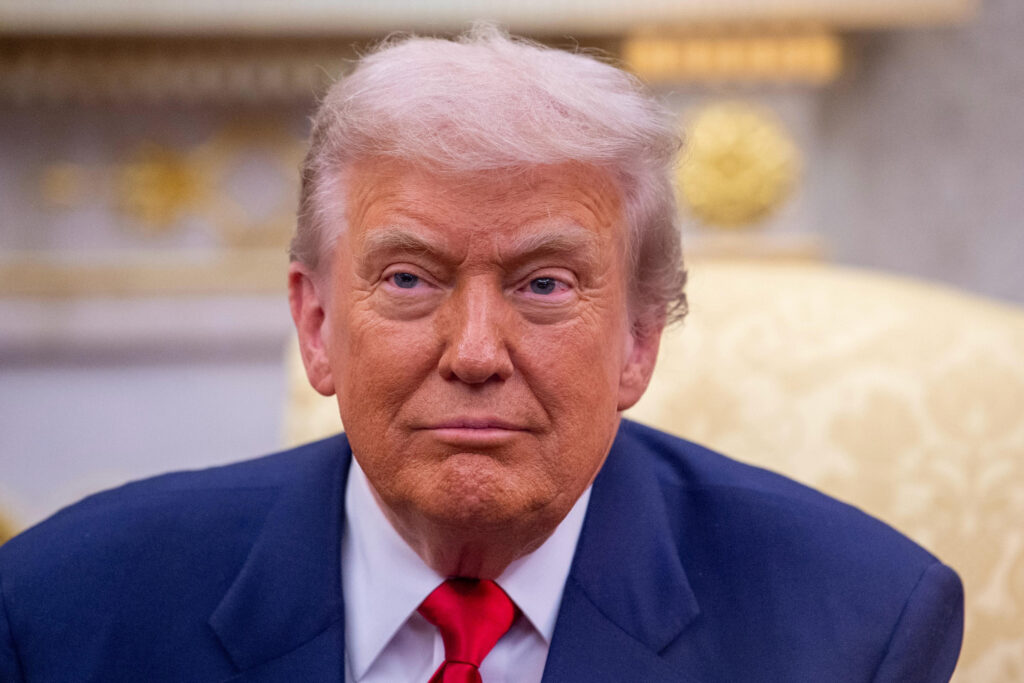 Trump devine „trezorier al Venezuelei”: vinde petrol și controlează banii! Trump devine „trezorier al Venezuelei”: vinde petrol și controlează banii!