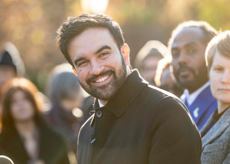 Zohran Mamdani devine primar al New Yorkului în stil inedit, la metrou! Zohran Mamdani devine primar al New Yorkului în stil inedit, la metrou!