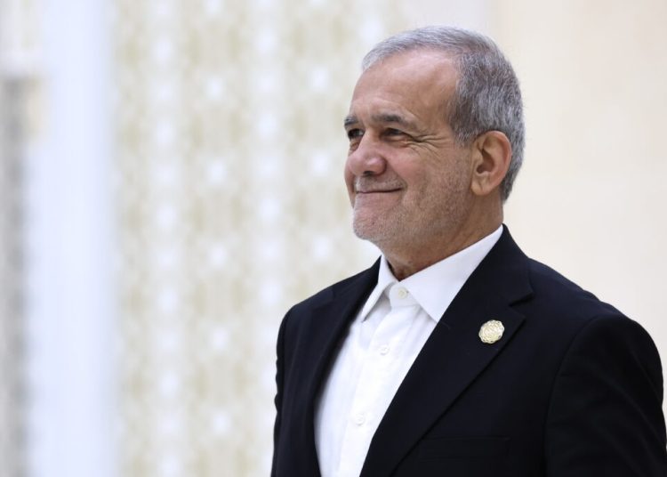 Iranul, în „război total” cu SUA, Israel și Europa, afirmă președintele Iranul, în „război total” cu SUA, Israel și Europa, afirmă președintele