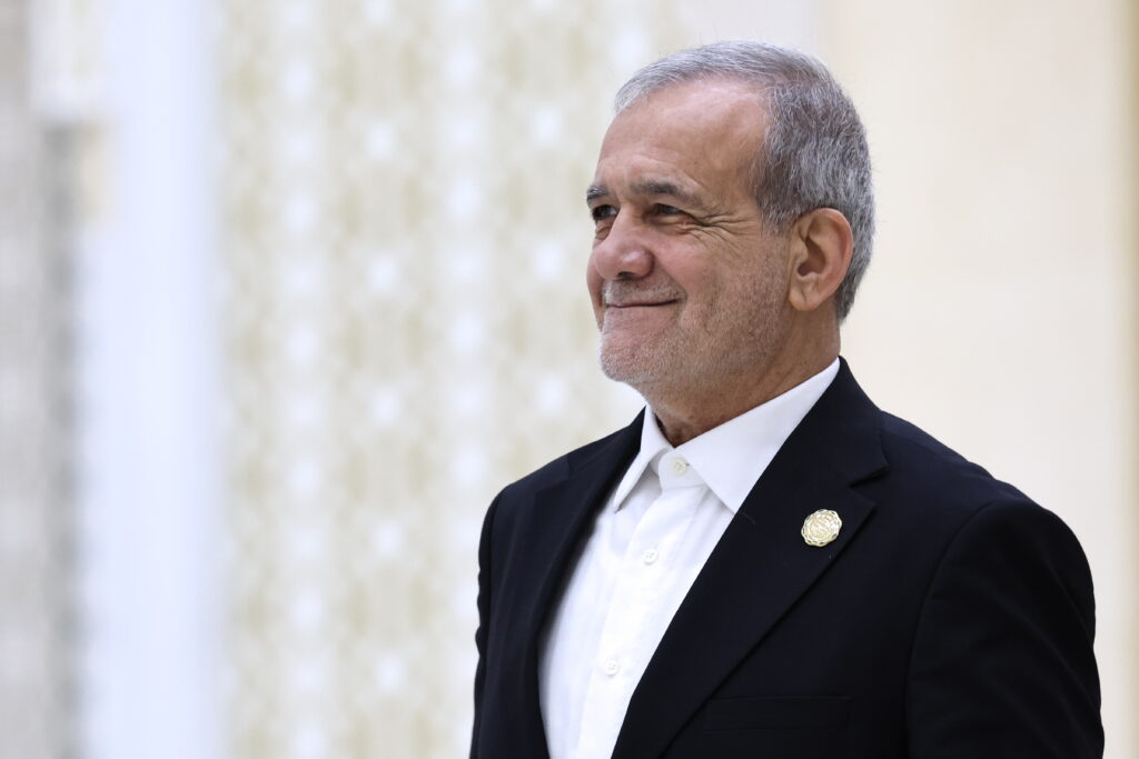 Iranul, în „război total” cu SUA, Israel și Europa, afirmă președintele Iranul, în „război total” cu SUA, Israel și Europa, afirmă președintele