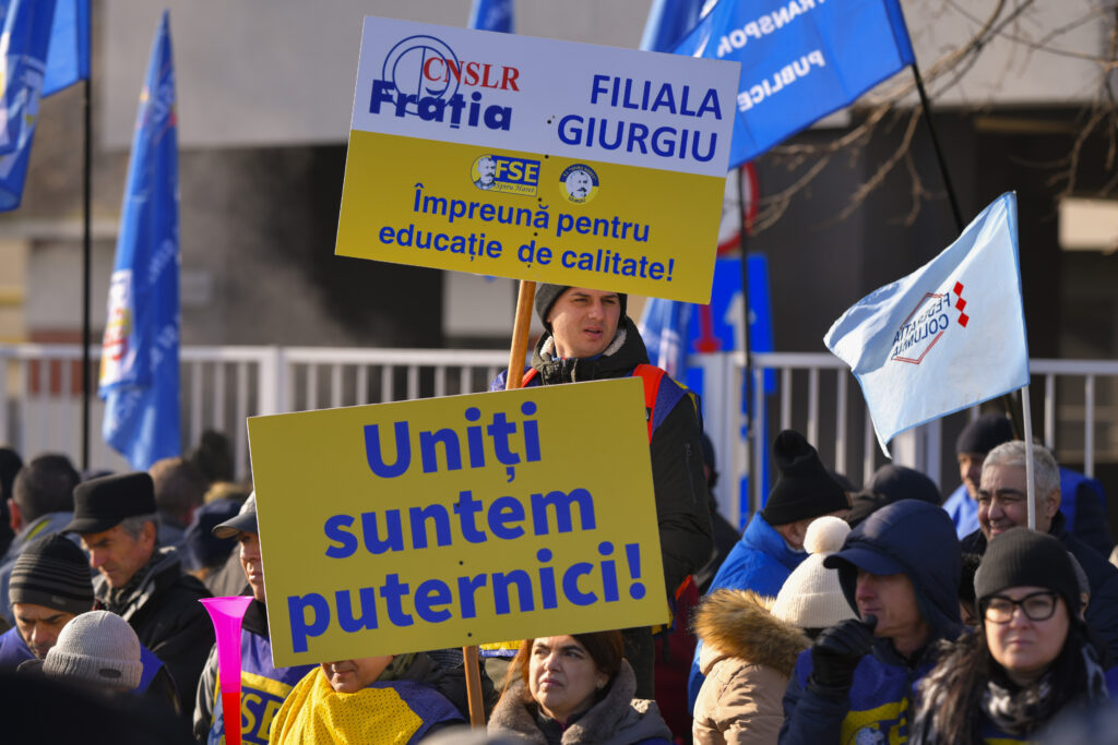 România și tăcerea protestelor: Ce ne oprește să ieșim în stradă? România și tăcerea protestelor: Ce ne oprește să ieșim în stradă?