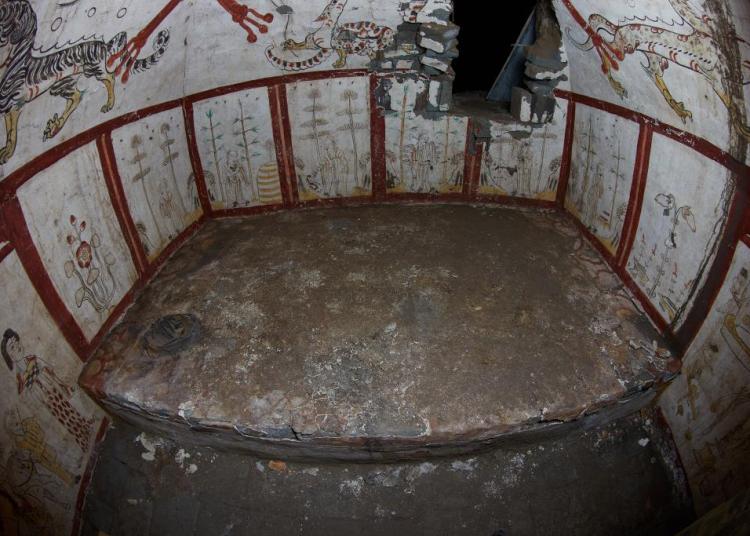 Descoperire uluitoare: un mormânt antic din China șochează arheologii! Descoperire uluitoare: un mormânt antic din China șochează arheologii!