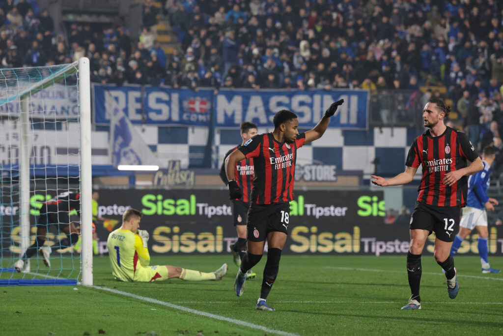 AC Milan își revine spectaculos și ține pasul cu Inter în Serie A! AC Milan își revine spectaculos și ține pasul cu Inter în Serie A!