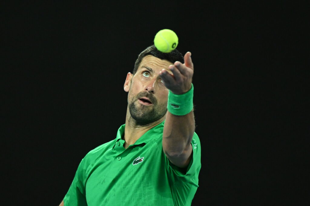 Djokovic avansează în semifinale la Australian Open după retragerea lui Musetti! Djokovic avansează în semifinale la Australian Open după retragerea lui Musetti!