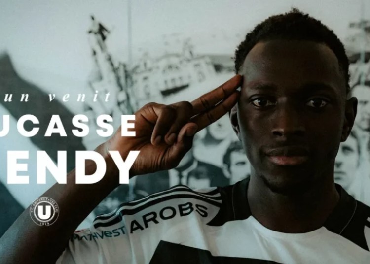 Universitatea Cluj surprinde cu transferul starului francez Oucasse Mendy! Universitatea Cluj surprinde cu transferul starului francez Oucasse Mendy!