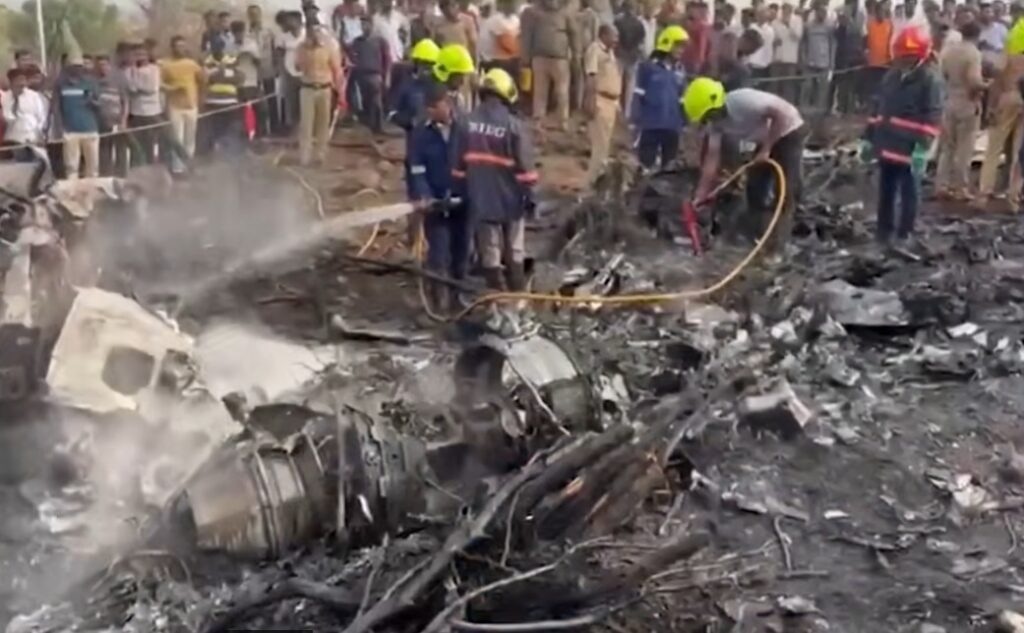 Tragedie în India: Lider important, victimă a unui accident aviatic Tragedie în India: Lider important, victimă a unui accident aviatic