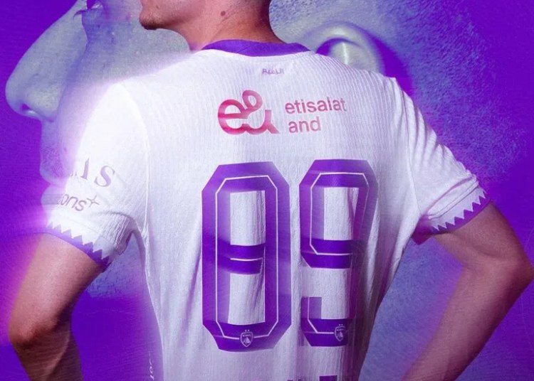 FCSB confirmă transferul surpriză al lui Adrian Șut la Al Ain! FCSB confirmă transferul surpriză al lui Adrian Șut la Al Ain!