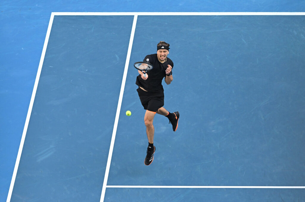 Zverev, locul 3 ATP, avansează în semifinalele Australian Open! Zverev, locul 3 ATP, avansează în semifinalele Australian Open!