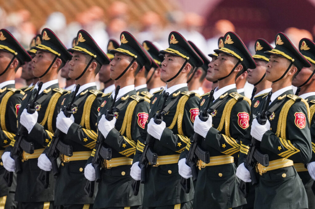 Corupție în armata chineză: Doi generali de rang înalt sub anchetă! Corupție în armata chineză: Doi generali de rang înalt sub anchetă!